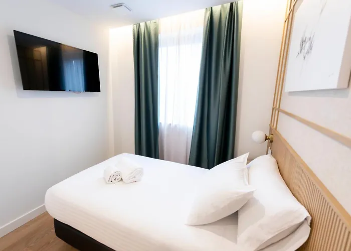 Silken Goya Apartament